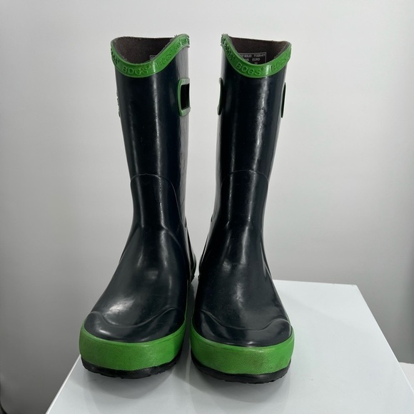 BOGS Solid Rubber Rain Boots Youth US Size 2 - Picture 5 of 8